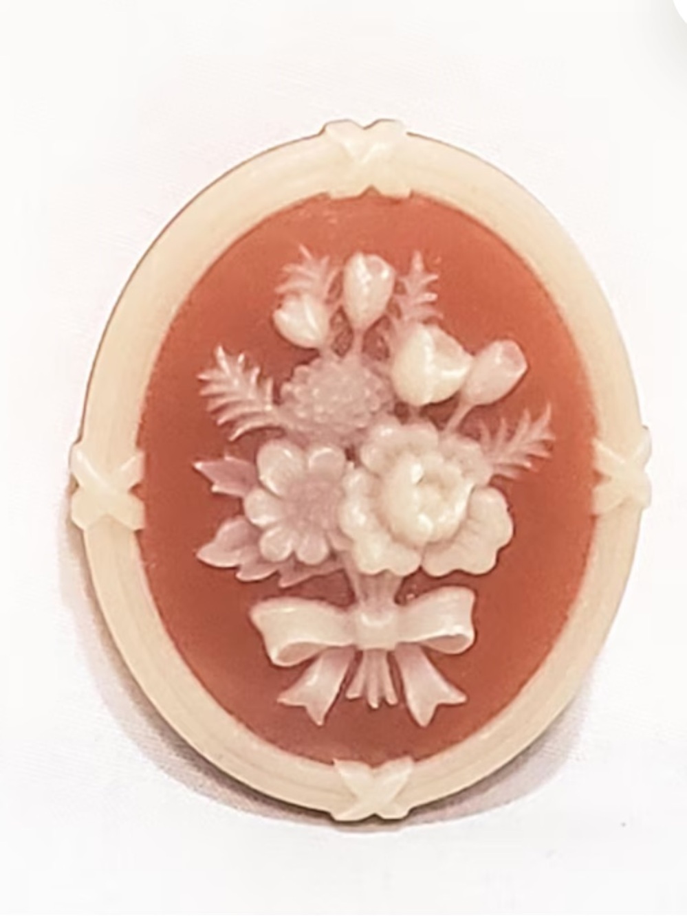 Vintage Avon Flower Bouquet Cameo Silhouette Coral and Ivory Resin Pin Brooch